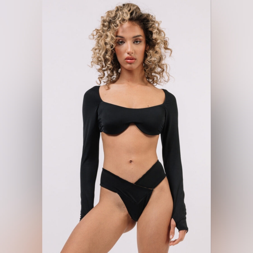 We Are HAH - Keep It Up Top